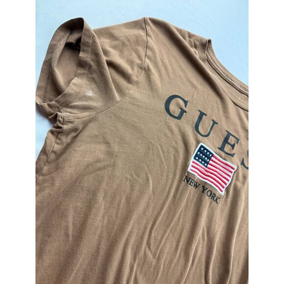 GUESS Embroidered Tee T-Shirt Mens Medium Brown USA Flag Patriotic Short Sleeve - Picture 3 of 9